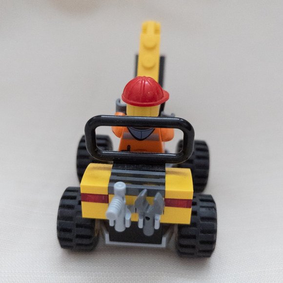 Lego City Car with Minifigure | Set of 5 | Toys & Collection Display - Picture 12 of 13